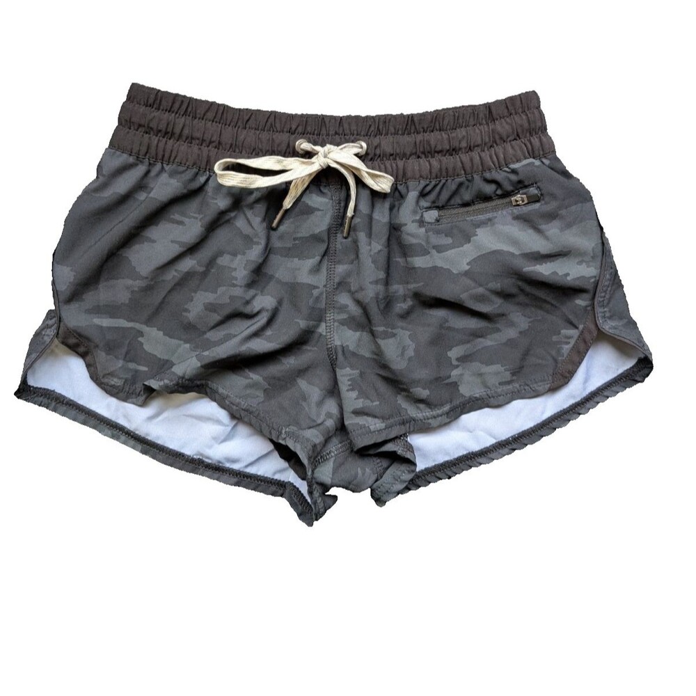 Vuori Women's Clementine Short Camo Pull On Lined Sporty Athleisure XS